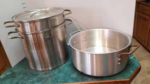 lot 1347 image: Denmark stockpot wsteamer and stock pot