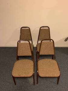 lot 2010 image: Set of four chairs