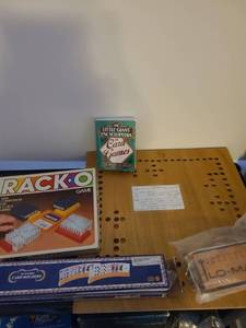 lot 2032 image: Games