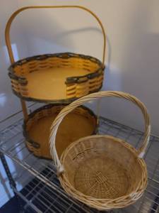 lot 2041 image: Baskets