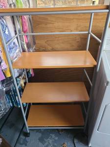 lot 3003 image: Rolling shelf. 4 shelves. 52 x 27 x 14