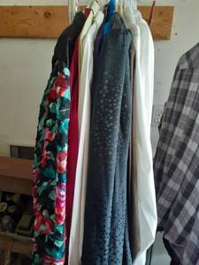lot 3004 image: Ladies clothes. Long sleeve shirts. Sizes small to large