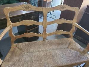 lot 3041 image: Bench seat. 38 x 45