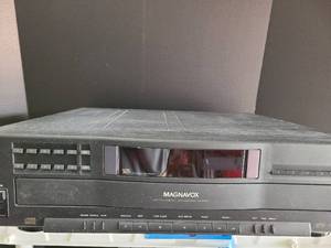 lot 3061 image: Magnavox CD Carousel changer