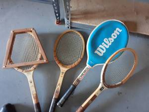 lot 3157 image: Tennis rackets