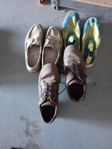 lot 3163 image: Mens shoes. Size 10.5 and 11