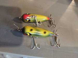 lot 4120 image: Pair of fishing lures