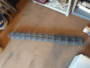 lot 4135 image: Roll of metal fencing