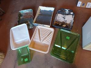 lot 4137 image: Paint trays