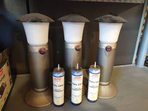 lot 4150 image: Coleman butane lanterns lot of 3
