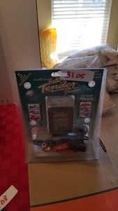 lot 3105 image: Battery Tender Junior battery charger