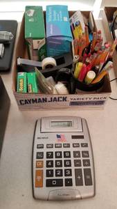 lot 1513 image: Office supplies and calculator