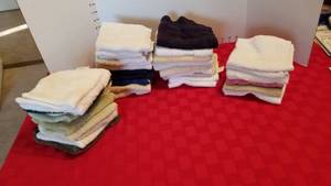 lot 1556 image: Wash cloths