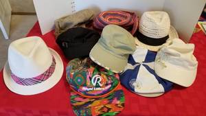 lot 1560 image: Assorted hats