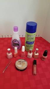 lot 1583 image: Assorted nail products