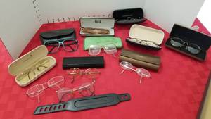 lot 1592 image: Womens glasses and sunglasses
