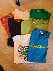 lot 1712 image: Mens t shirts and tank tops. med to XL