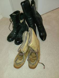 lot 1733 image: Ladies boots. Size 7.5 - 8