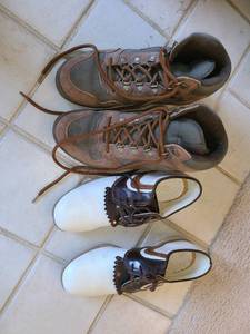 lot 1739 image: Ladies shoes. Size 7.5- 8.5