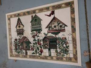lot 3210 image: Throw rug. 56 x 39. (approximately)