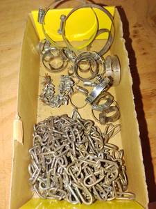 lot 4195 image: Hose clamps with chain and wing nuts