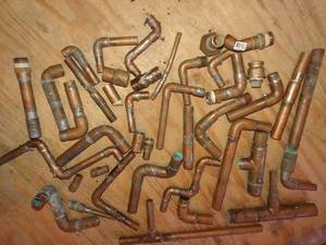 lot 4197 image: Assorted dirty copper tubing pieces