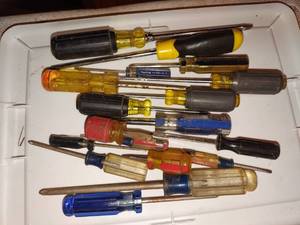 lot 4219 image: Assorted screwdrivers