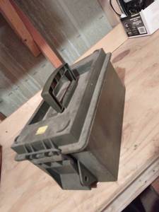 lot 4262 image: Ammo box with hole saw bits