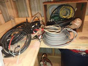 lot 4265 image: Electrical wire and cords