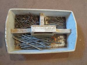 lot 4272 image: Bin of nails