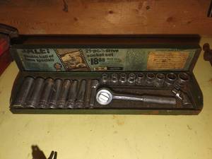 lot 4283 image: SK drive socket set with case