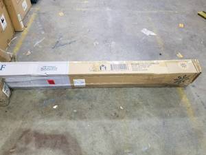 lot 42186 image: Zinus Walter 4 Inch Low Profile Metal Box Spring With Wood Slats, Full Box Dmg