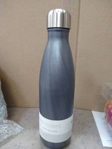 lot 1023 image: Simple modern wave 17 oz water bottle silver grain