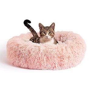 lot 3178 image: Best Friends by Sheri The Original Calming Doughnut Pet Bed