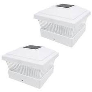lot 3131 image: iGlow Outdoor Garden Solar LED Post Deck Caps