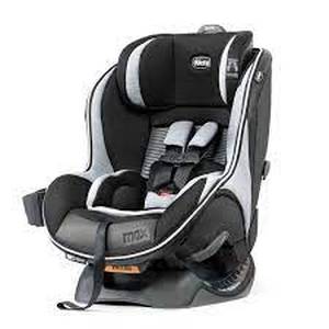 lot 3136 image: Chicco NextFit Max ZipAir Car Seat