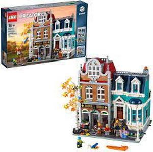 lot 3146 image: LEGO Creator Bookshop Building Kit