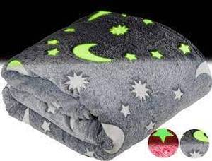 lot 3236 image: Glow In The Dark Throw Blanket For Kids Cozy Fleece Throw