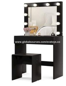 lot 4719 image: Dressing Table