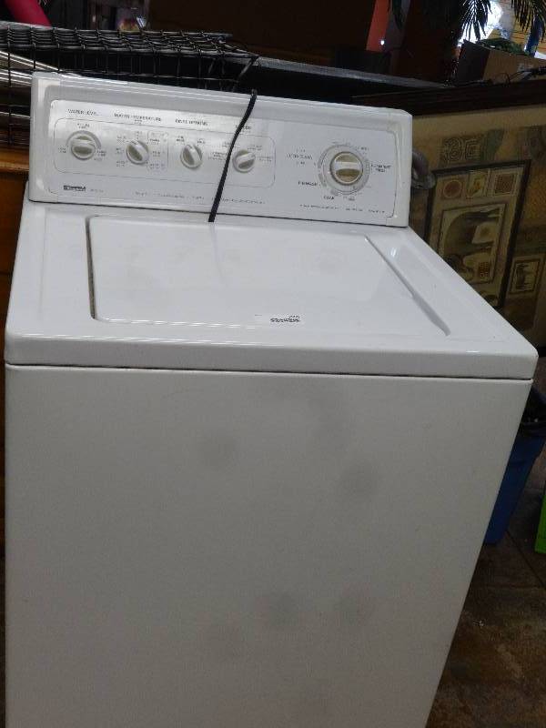 lot 2880 image: Kenmore Washer