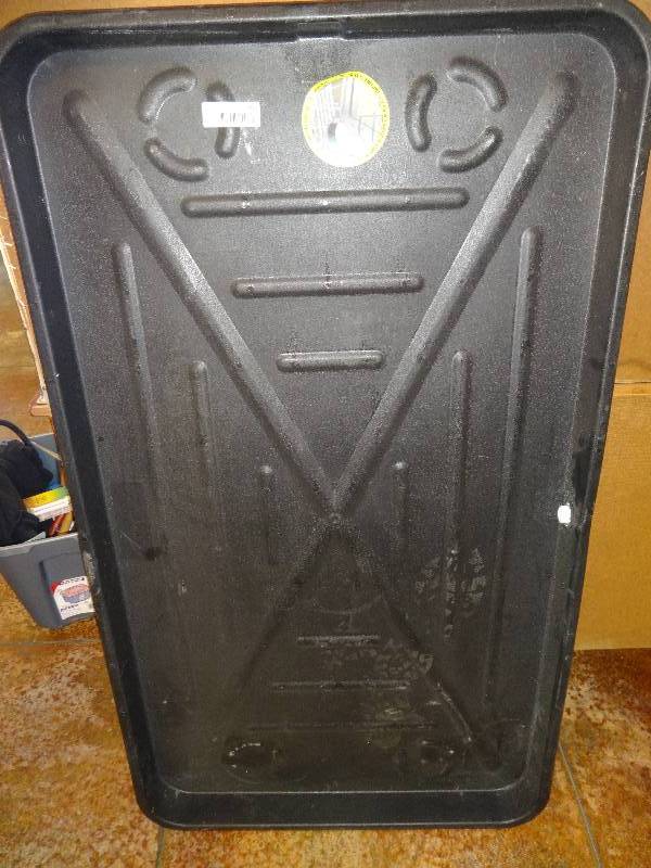 lot 2902 image: AC Drip Pan