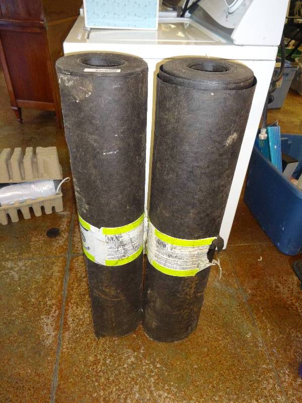 lot 2939 image: 2 Rolls Felt Paper