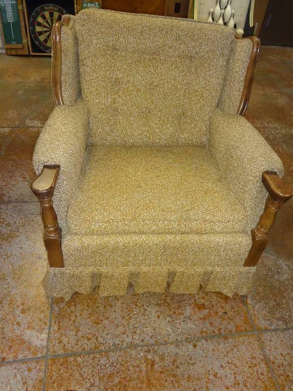 lot 2188 image: Vintage Chair for Living Area
