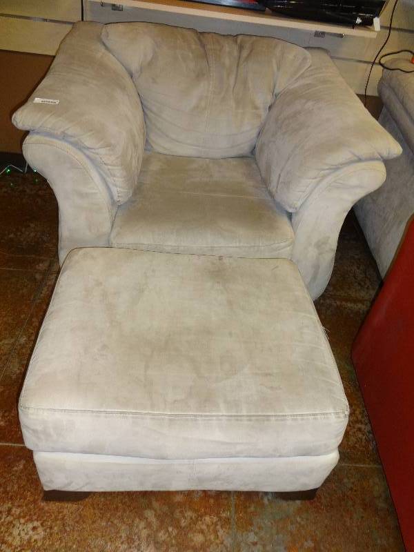 lot 2199 image: Tan Microfiber Chair and Ottoman