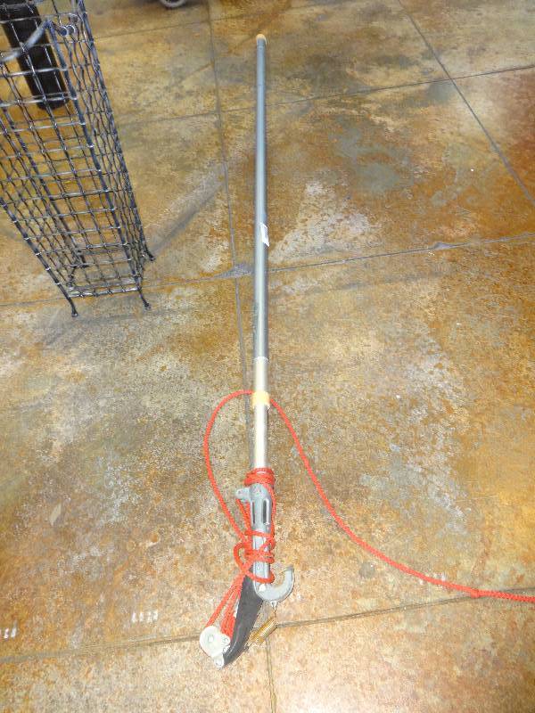 lot 2218 image: Tree Pruner on pole