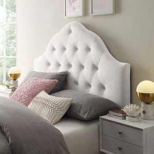 lot 8994 image: Copper Grove Wunnenberg Diamond-Tufted Velvet Headboard - White