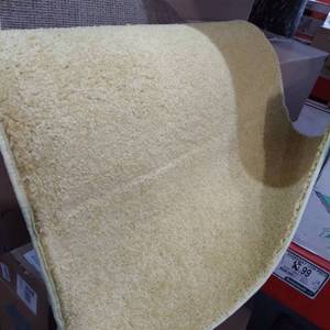 lot 22562 image: YELLOW RUG, LENGTH UNKNOWN