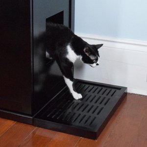 lot 22582 image: The Refined Feline Litter Catch for the Refined Litter Box, Espresso