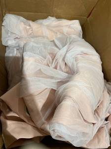 lot 22596 image: SET OF 2 PINK WND WHITE LONG CURTAINS