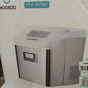 lot 22723 image: MOOSOO ICE MAKER, ITEM# YT-E-007BB1